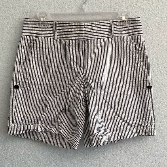 J. Crew Seersucker City Fit Short Size 4 - Picture 1 of 7